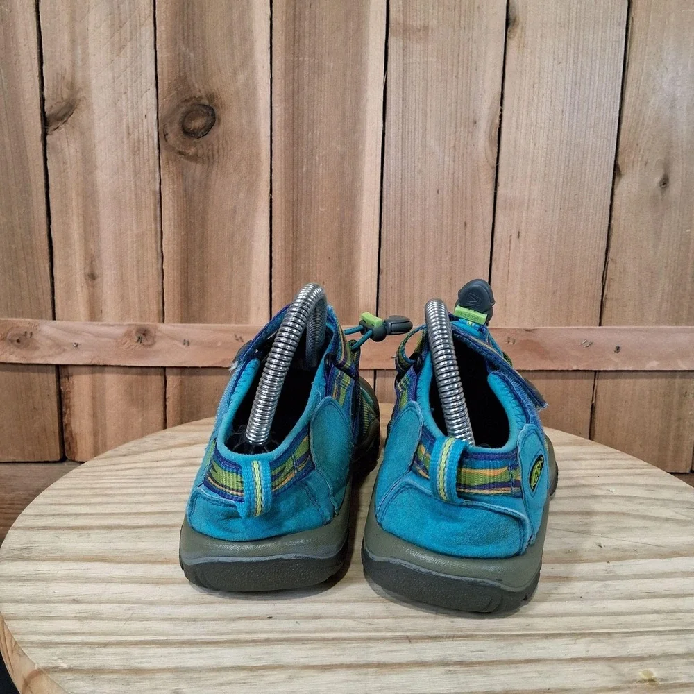 KEEN Newport H2 Sandals Kids Size 4 Blue Stripe Waterproof Hiking Shoes